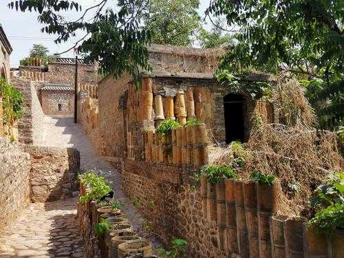 太行山下的免疫孤岛：井陉县两年零确诊的地理密码