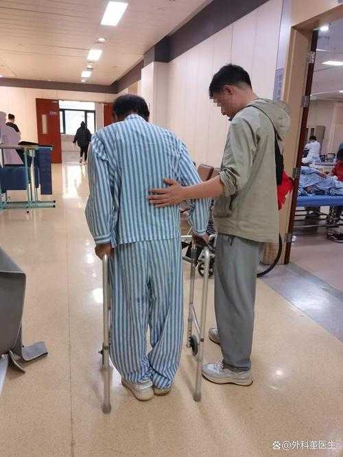 2022年XBB系康复期患者后遗症观察与管理实践