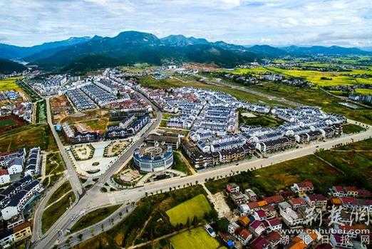 【黄梅县疫情多点散发，长三角防控压力升级】