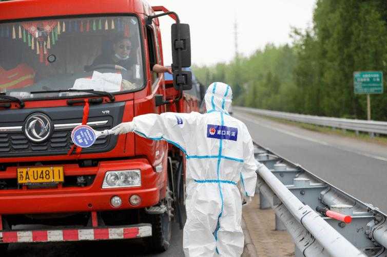 南京北大门疫情波动，交通枢纽防控何以成关键？——浦口区新增8例确诊病例背后的地理密码