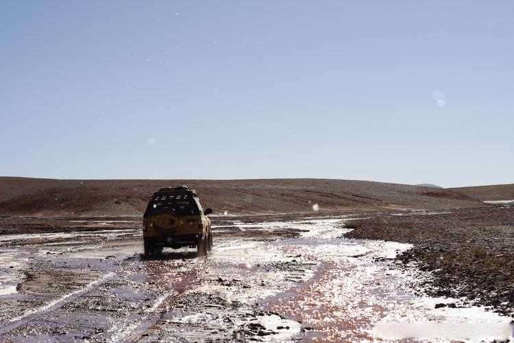 青藏高原上的防疫孤岛：青海治多县零感染如何做到1420天无新增？