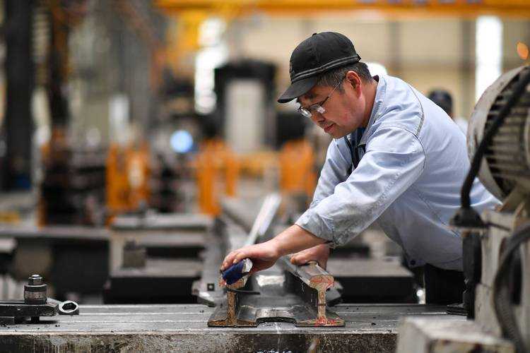 川南工业重镇疫情破防：自贡确诊4例背后的城市防控隐忧