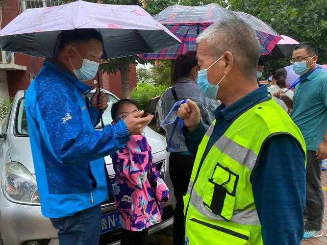 2020-2022年新疆新冠防控：假期期间优势流行株监测与防疫屏障构建