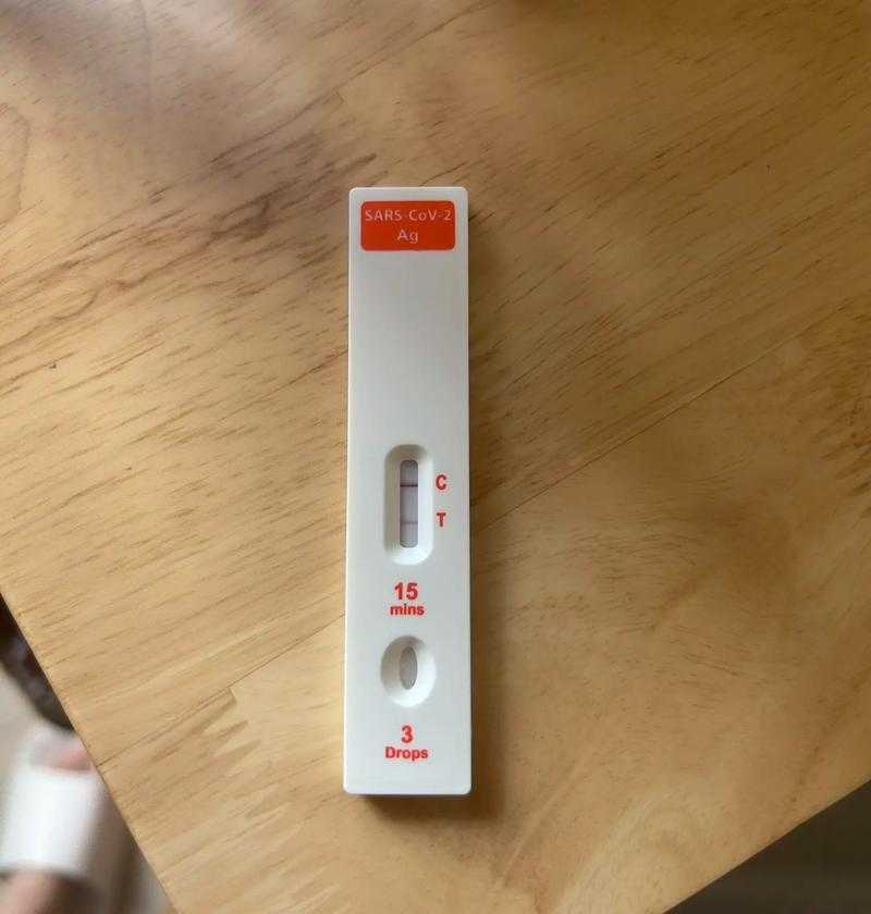 奥密克戎JN1亚型致味觉异常：复阳症状还是病毒特性？专家深度解析