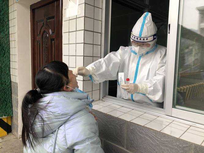 南京北大门疫情波动，交通枢纽防控何以成关键？——浦口区新增8例确诊病例背后的地理密码