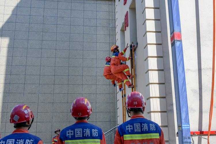 綦江零新增背后的防控韧性：川渝通道上的疫情防火墙