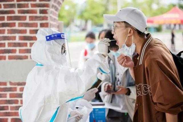 【31省份多点散发，云南嵩明为何成疫情新突破点？】