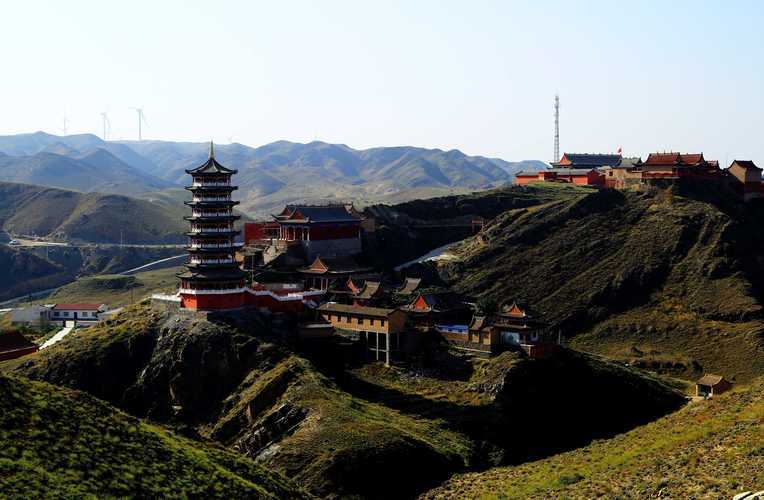 黄土高原上的防疫孤岛：宁夏青铜峡市两年零确诊背后