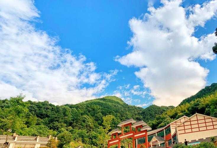 贵州疫情现点状回潮：望谟县新增1例确诊的防控启示