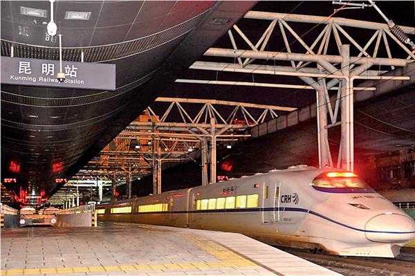 西南交通枢纽现波动，云南呈贡疫情引发防控新课题