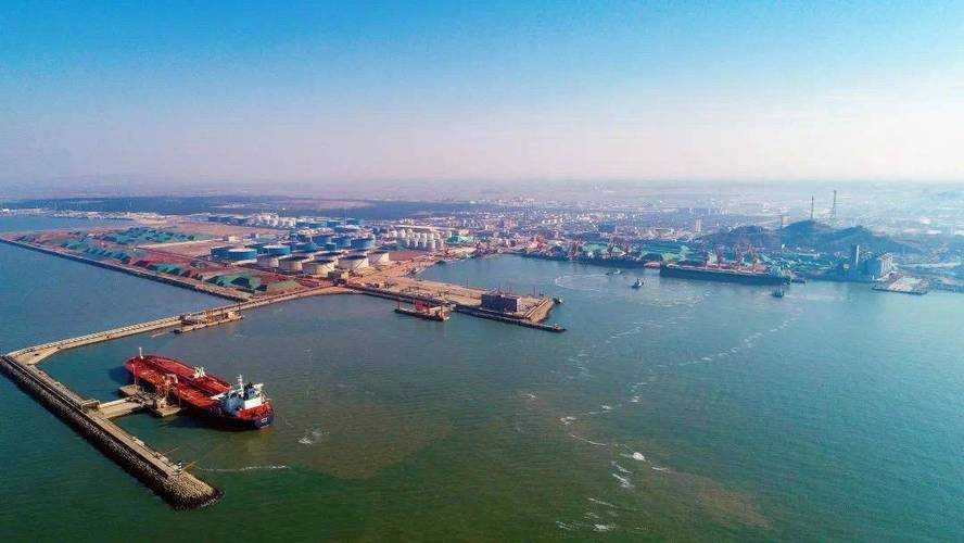 【港口城市疫情突围战：莱州市区7例确诊背后的防控链式反应】