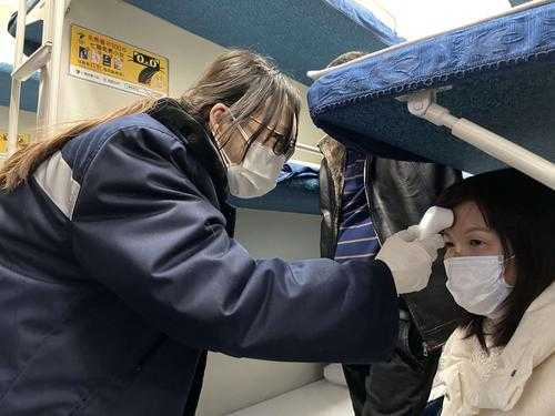 【东阳市三连发确诊背后：长三角疫情链的暗流涌动】