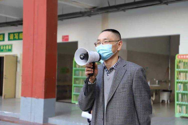 雨花台区1例确诊牵动全局：南京防控链的微小缺口