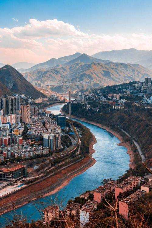 西南钢城的免疫孤岛：攀枝花为何能连续72日零新增？