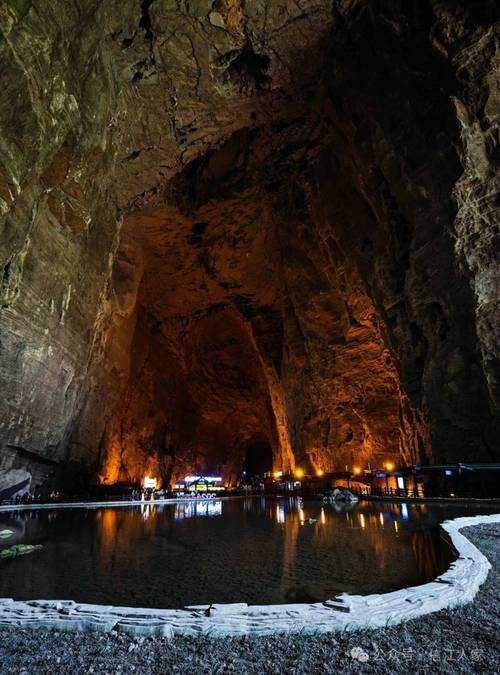 鄂西利川：大巴山屏障下的疫情孤岛