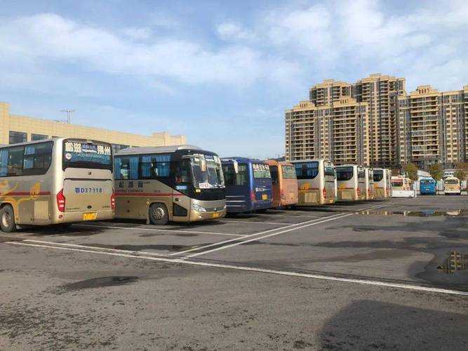 湖北松滋24小时坚守，长江支流筑起疫情缓冲带