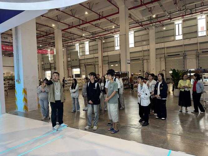 【长三角枢纽下的防控闭环：浦口区单日新增病例背后的网格管理】