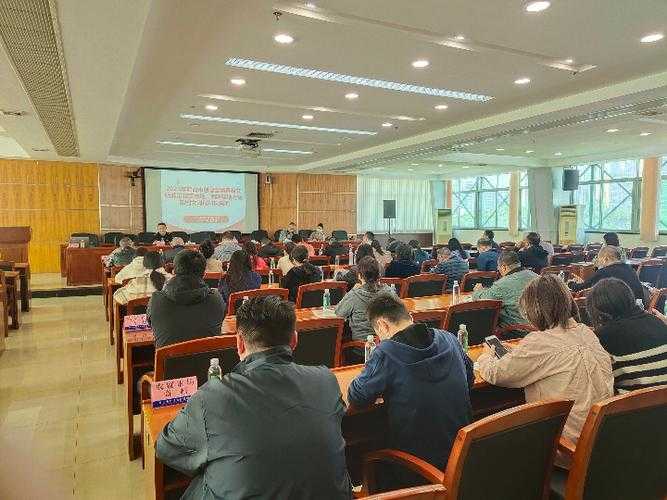 鹤山区7例确诊暴露防控盲区，全国多城现输入性反弹