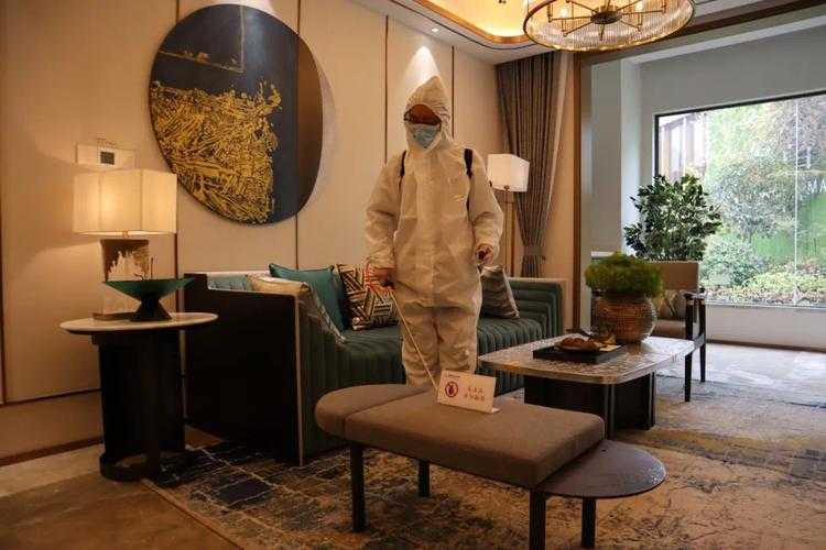 银海区疫情突袭背后：沿海城市防控链的脆弱节点