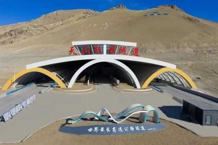 新疆呼图壁疫情突袭：交通枢纽为何成传播关键？