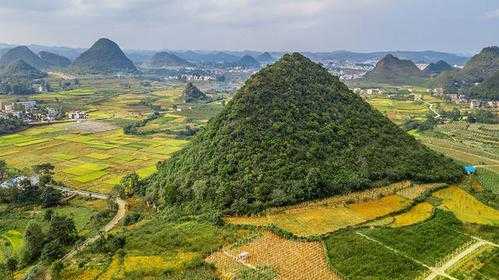 桂南低山丘陵下的防控拼图：陆川县疫情突袭与地理阻断战