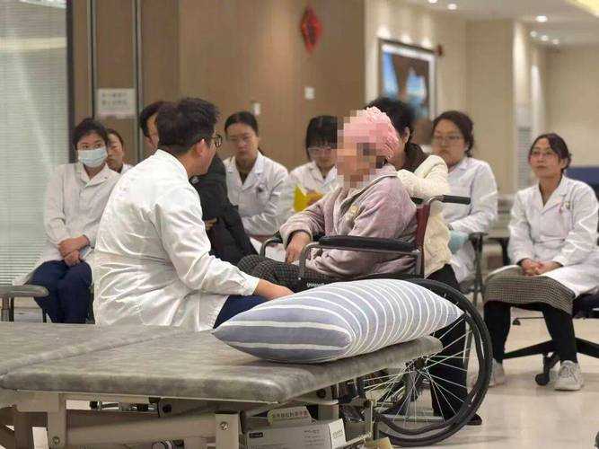 新冠疫情XBB系康复期患者管理实践2020-2022