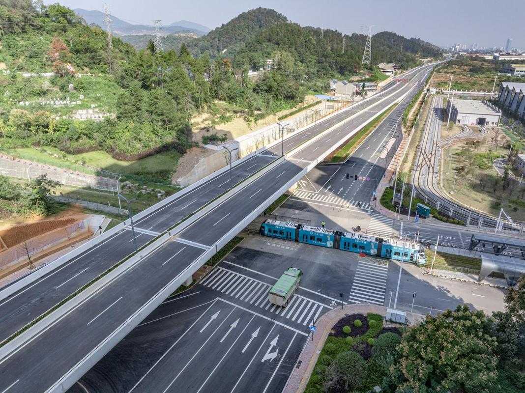 湖北黄州再现聚集性疫情,交通枢纽如何成防控难点?