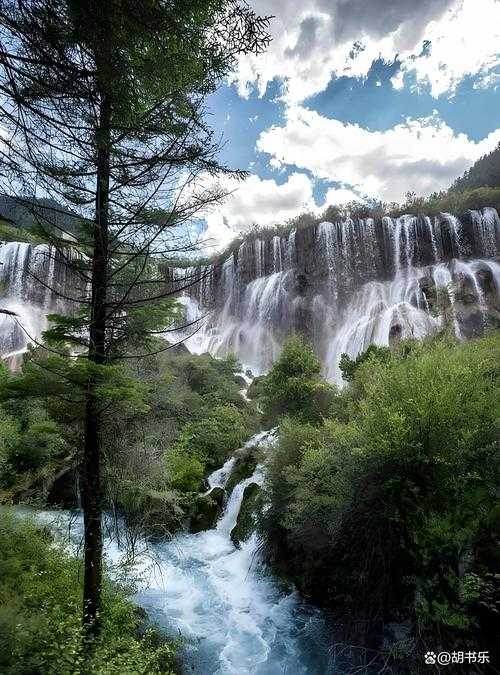 【寻找四川唯一无感染县：九寨沟高原屏障下的防疫奇迹】