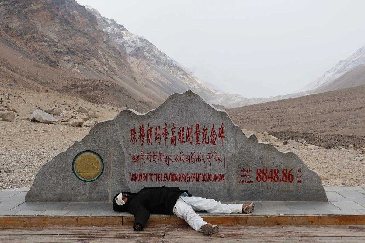 青藏高原门户的防控考验：海西州疫情如何突破地理屏障？