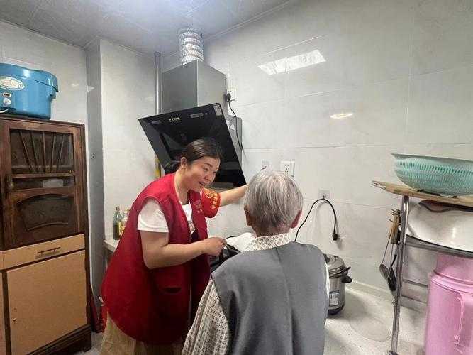 江苏应对岁末年初新冠疫情高发期：社区卫生服务关键举措