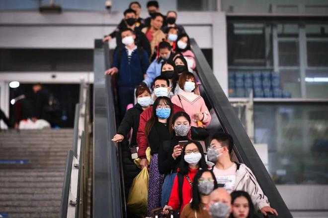 春运返乡潮叠加新冠变异株高发期，阳康人士需注意这些细节